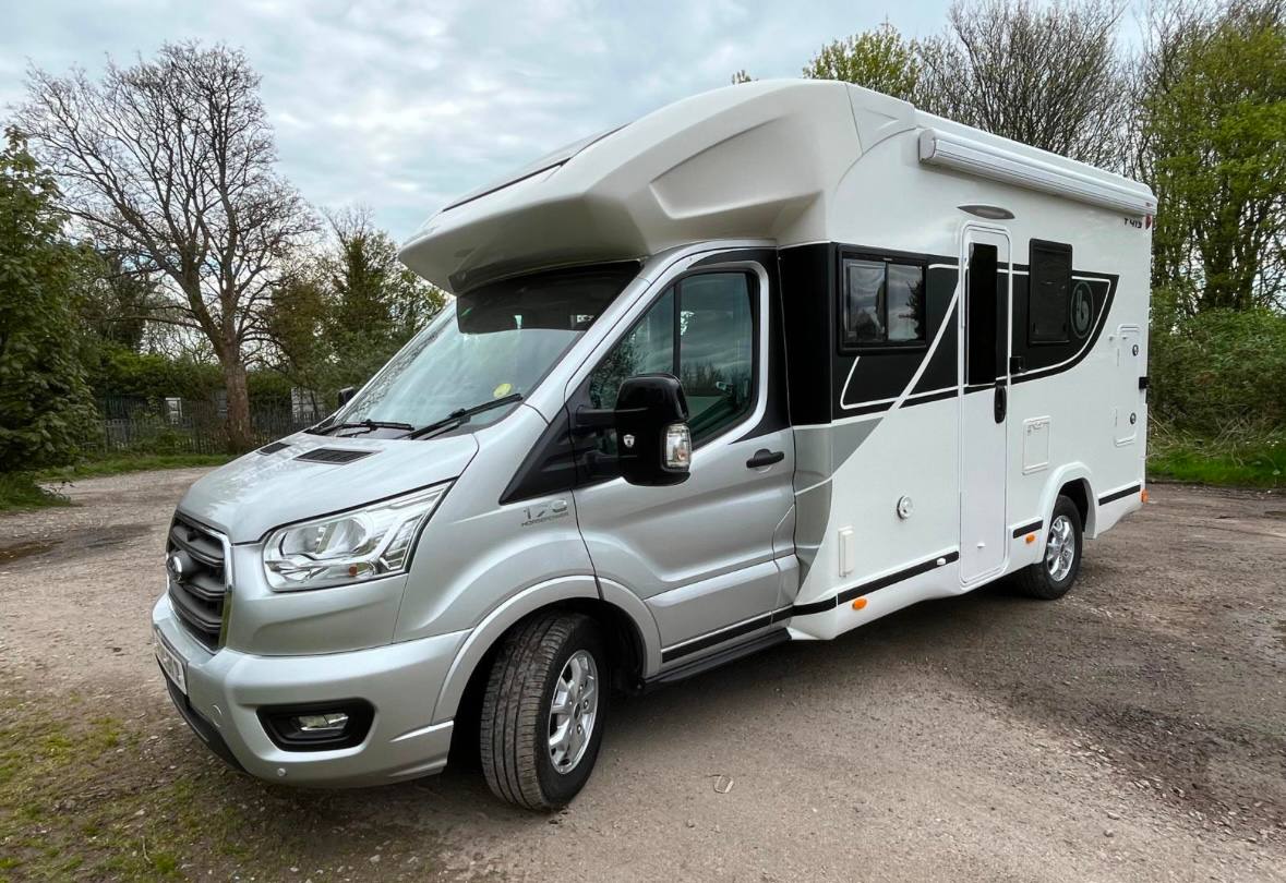 Van 3