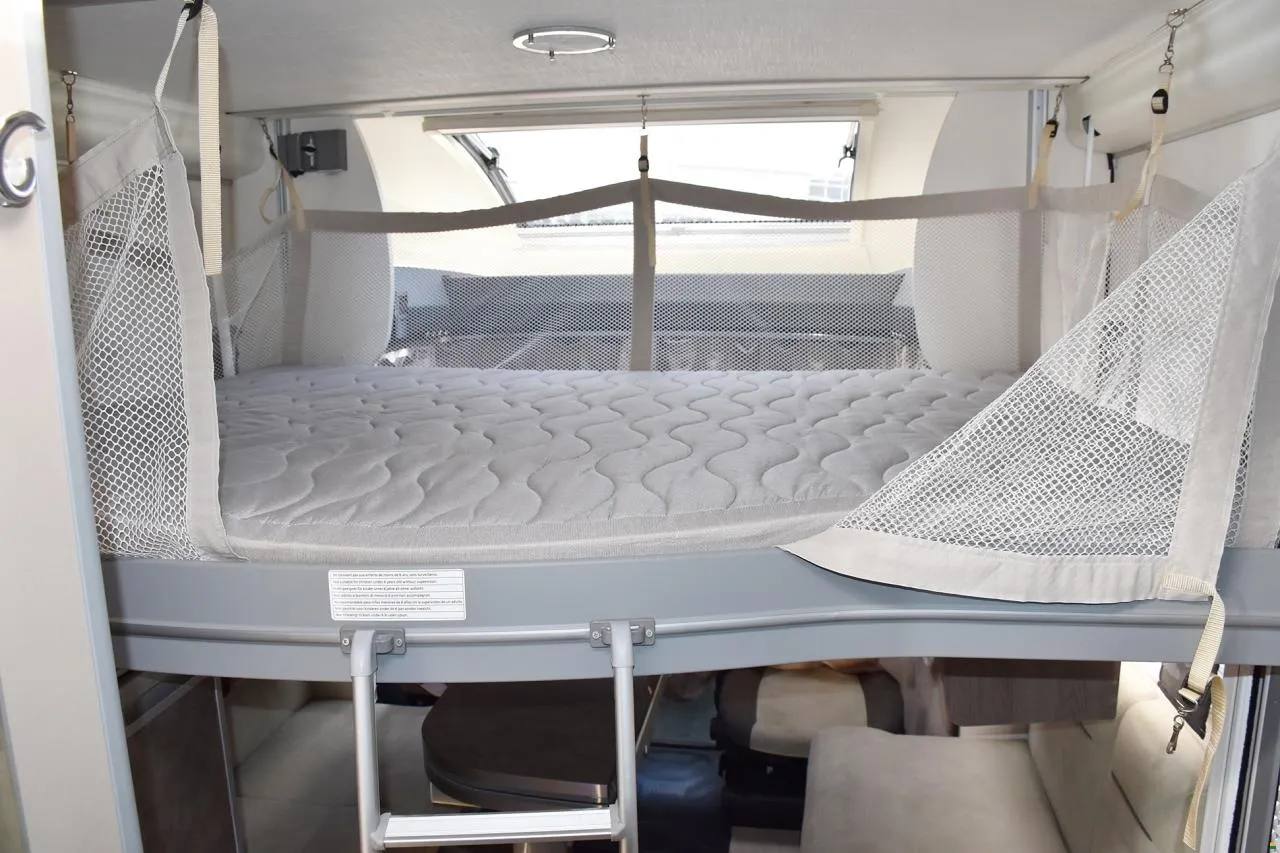 Van 1